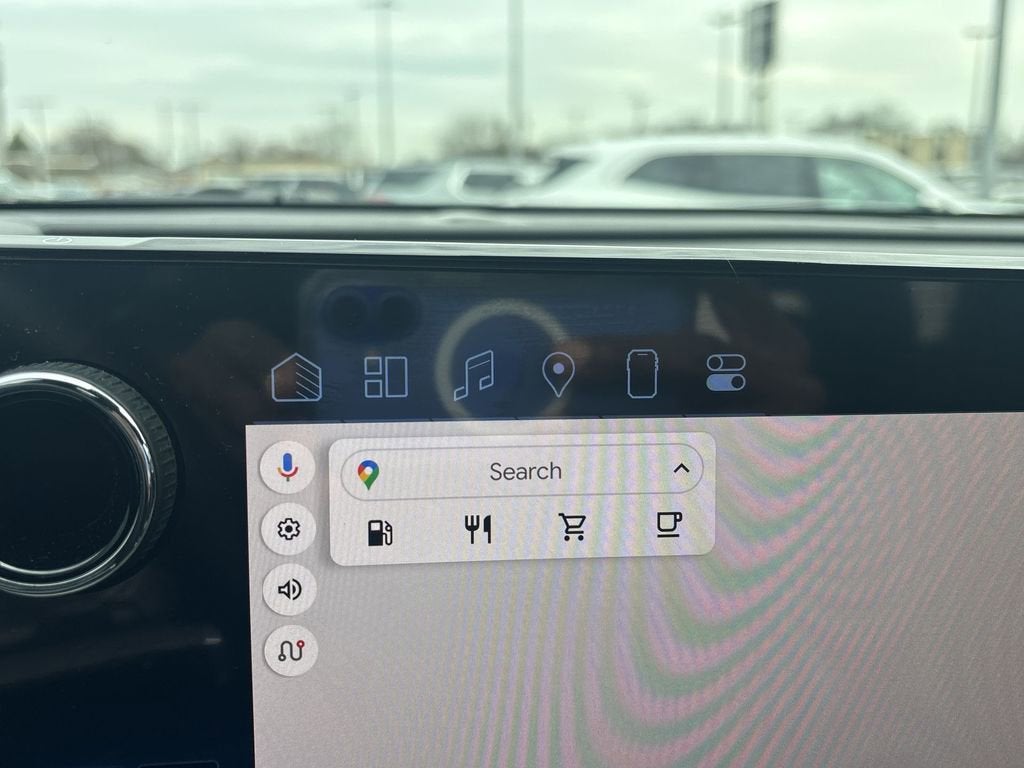 2024 Chevrolet Traverse LS