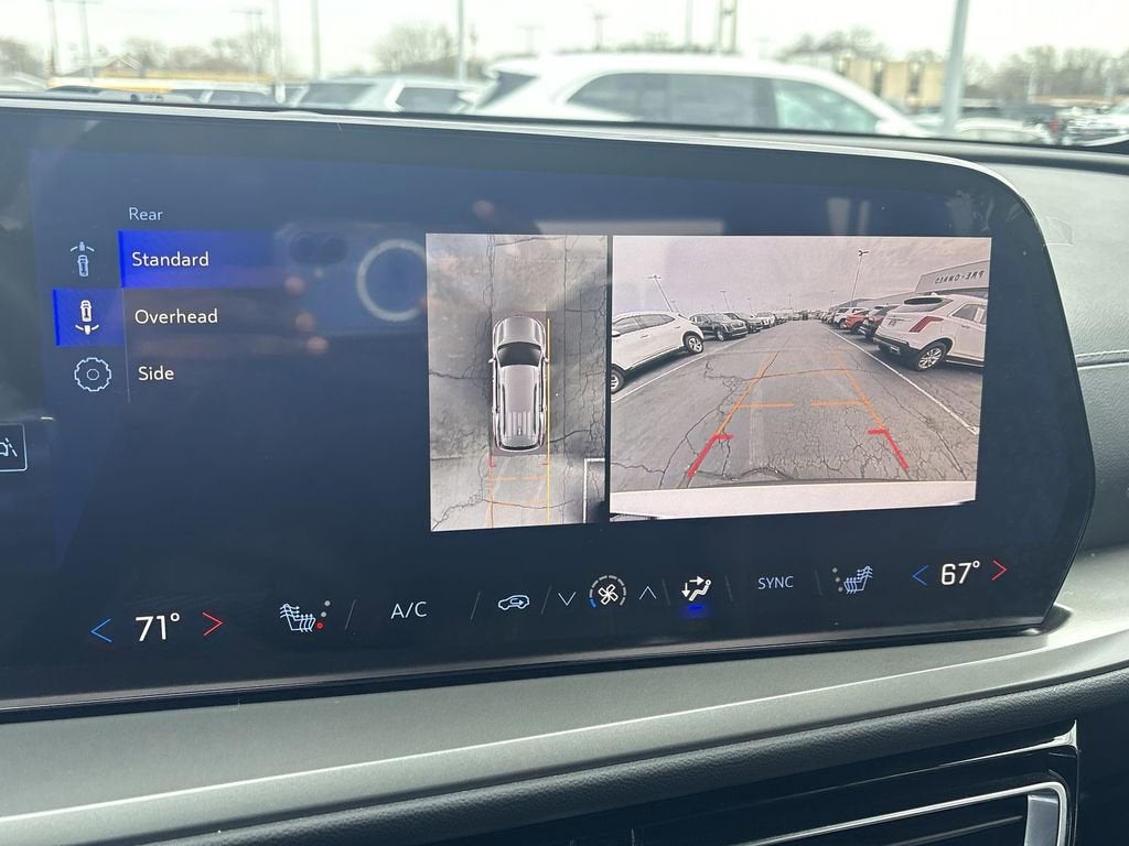 2024 Chevrolet Traverse LS