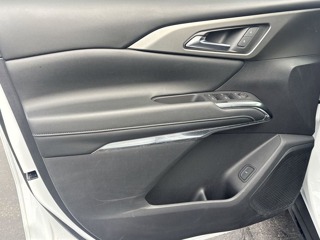 2024 Chevrolet Traverse LS