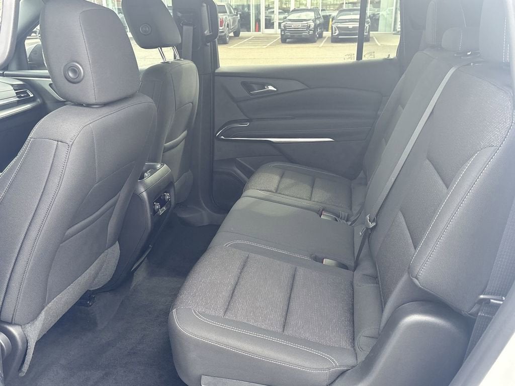 2024 Chevrolet Traverse LS