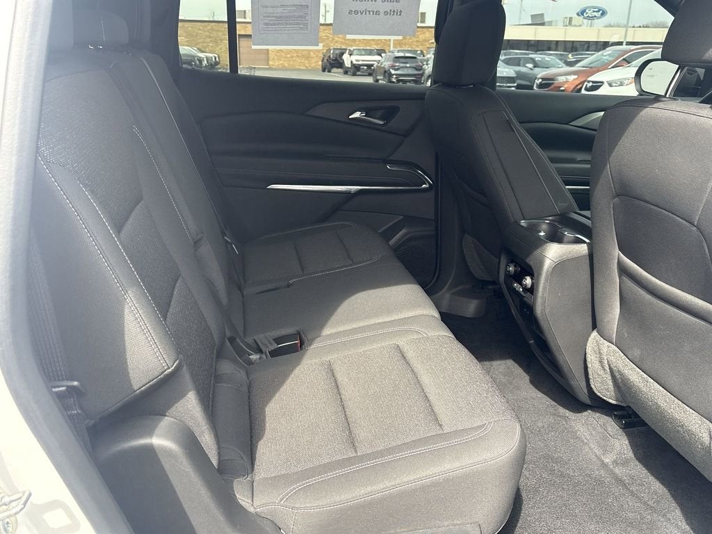 2024 Chevrolet Traverse LS