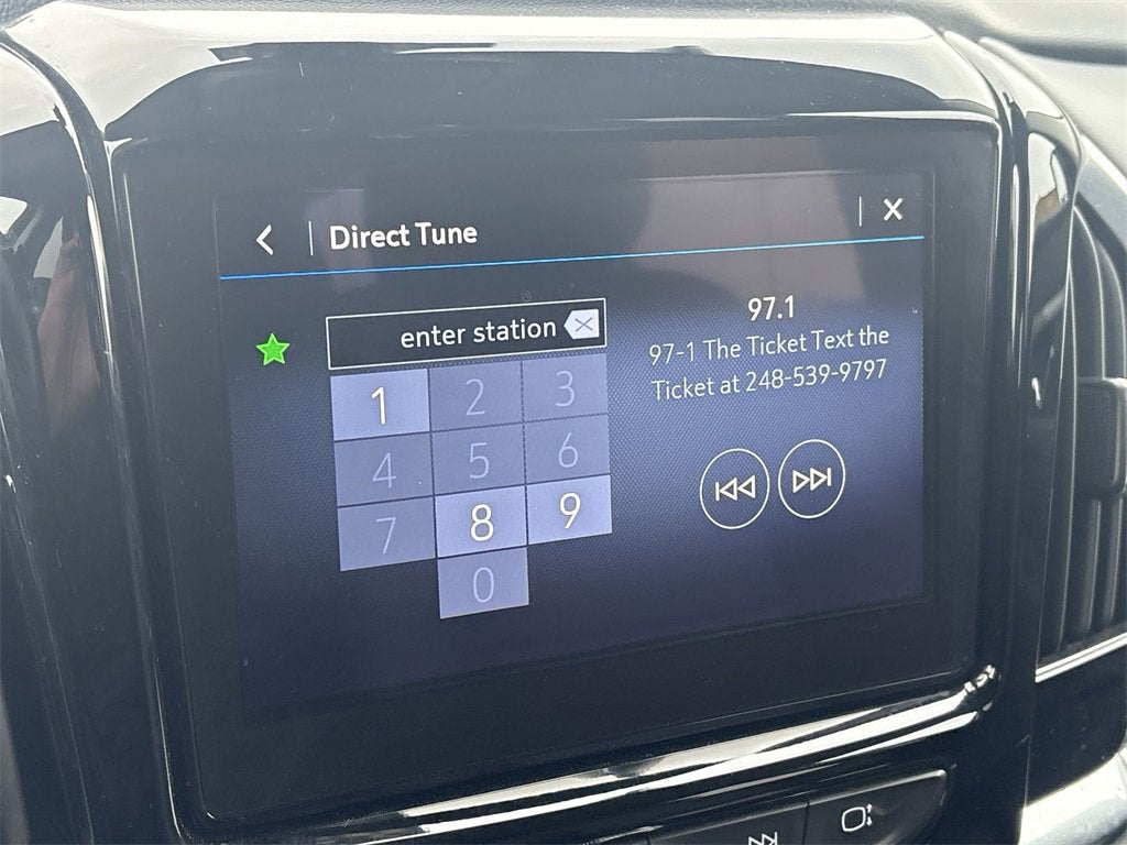 2021 Chevrolet Traverse LT Leather