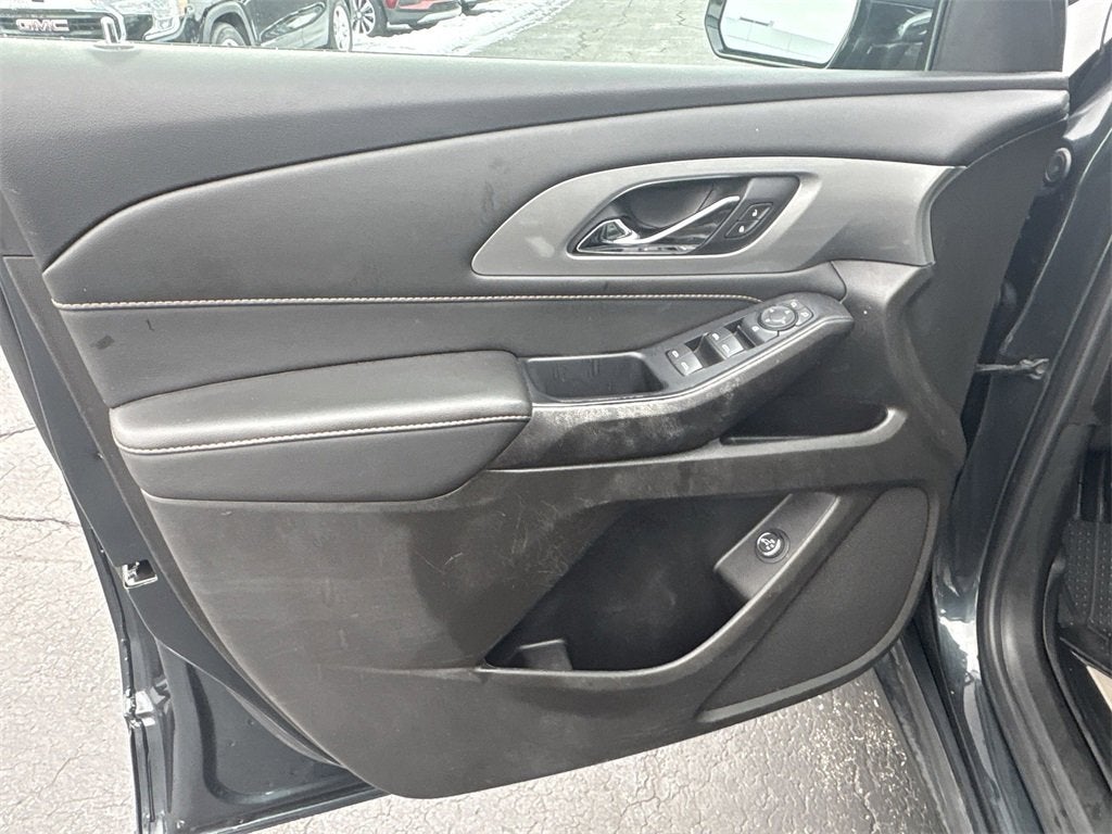 2021 Chevrolet Traverse LT Leather