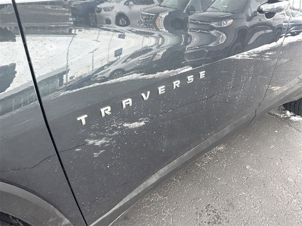 2021 Chevrolet Traverse LT Leather