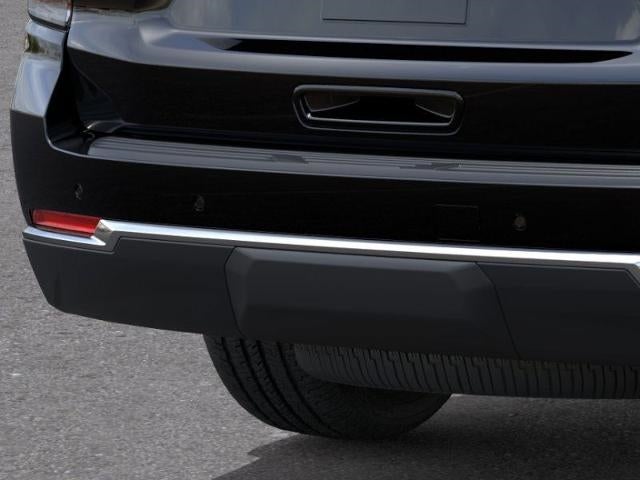 2025 Chevrolet Suburban LS