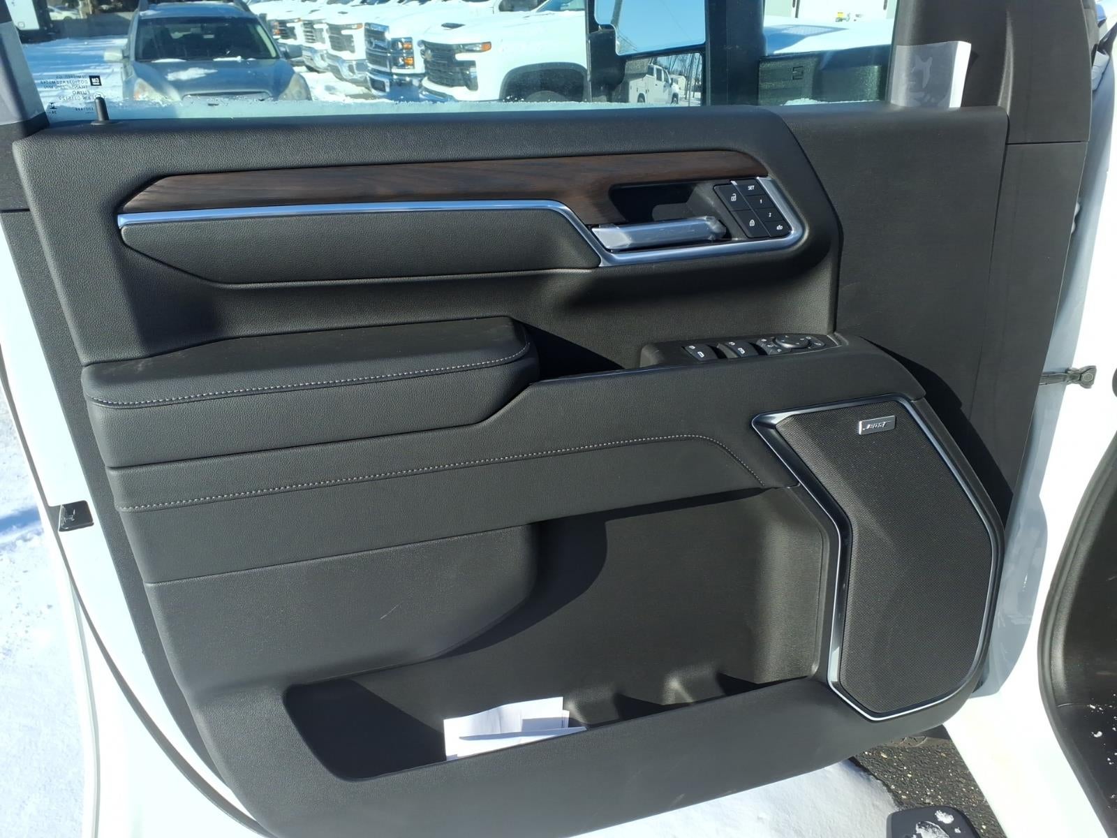 2025 GMC Sierra 3500 HD SLT DRW