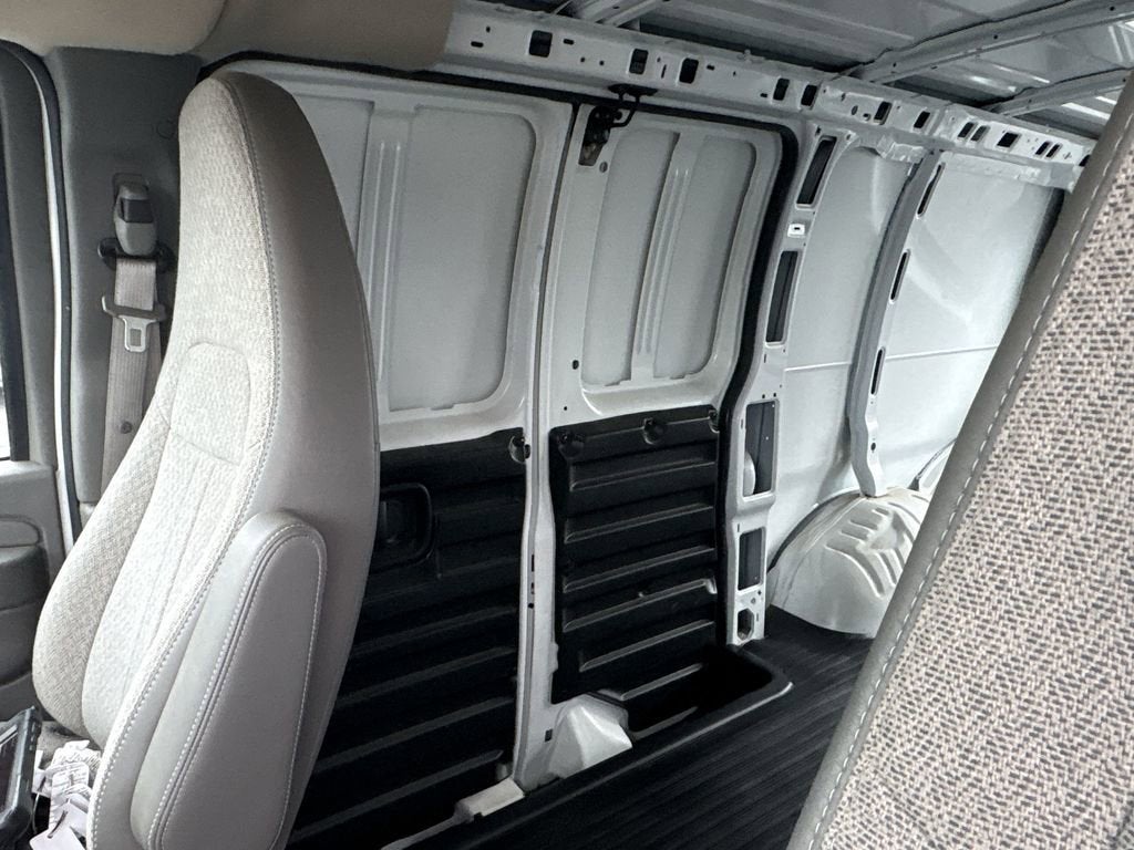 2013 GMC Savana Cargo 1500 Work Van