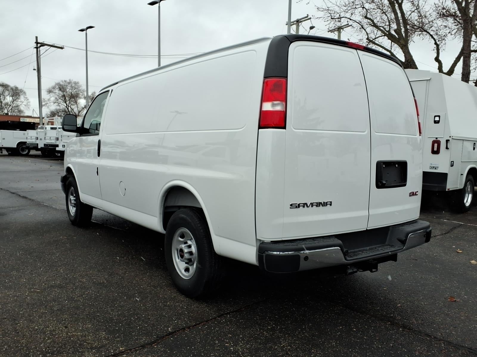 2025 GMC Savana Cargo 2500 Work Van