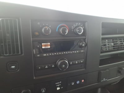 2025 GMC Savana Cargo 2500 Work Van