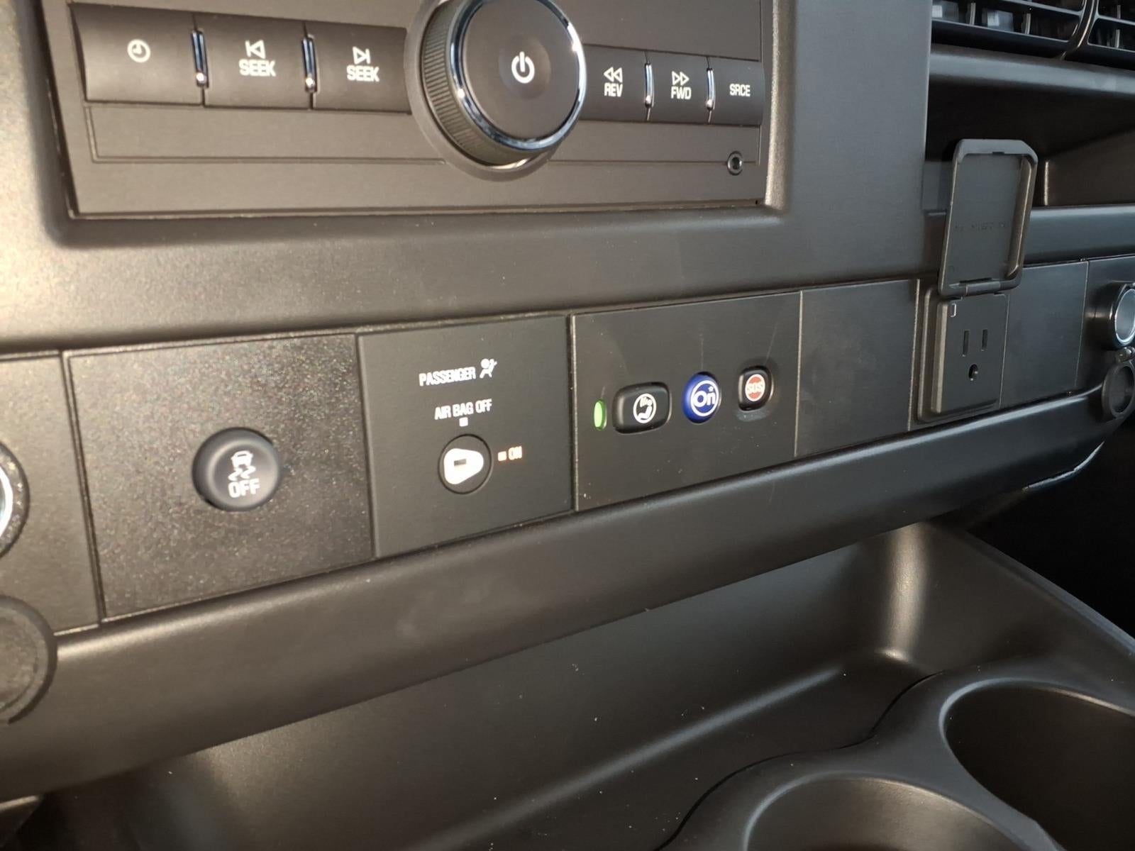 2025 GMC Savana Cargo 2500 Work Van