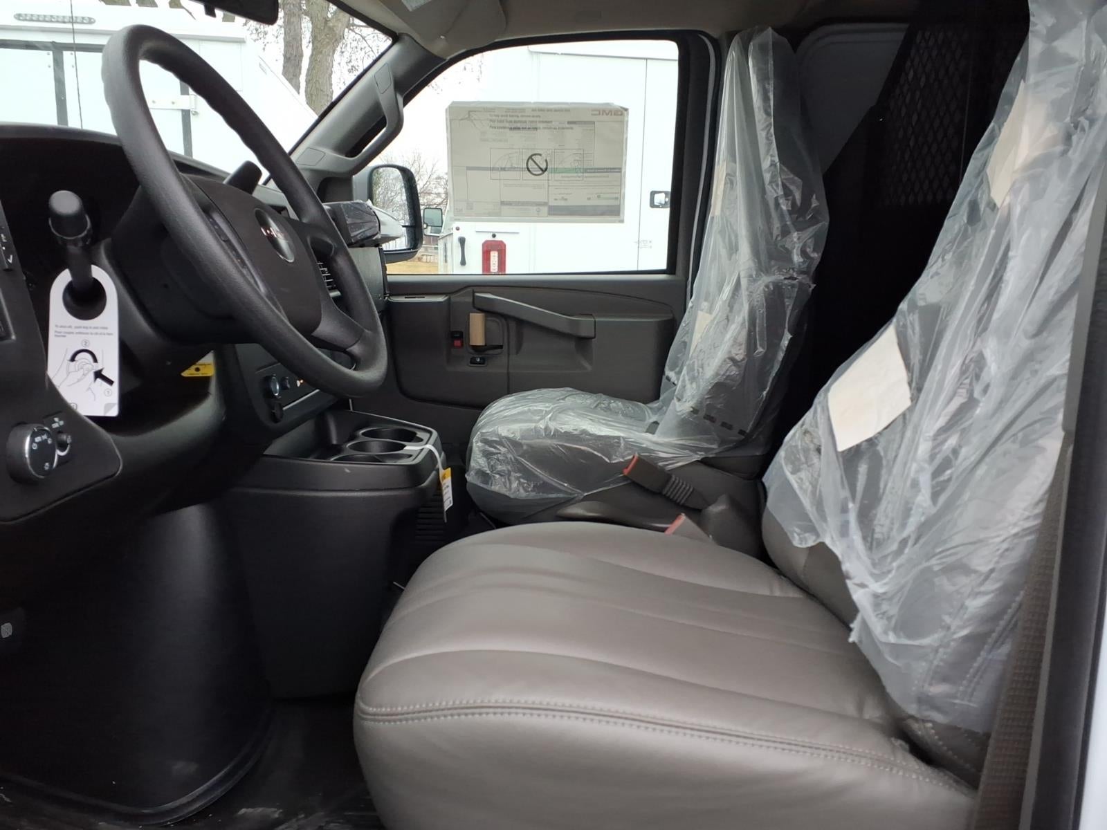 2025 GMC Savana Cargo 2500 Work Van