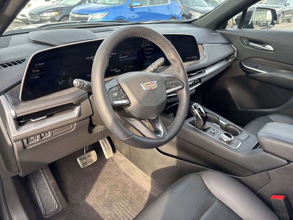 2025 Cadillac XT4 Sport