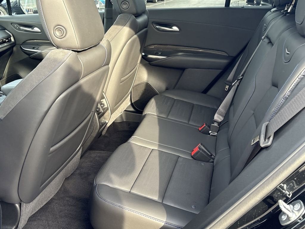 2025 Cadillac XT4 Sport