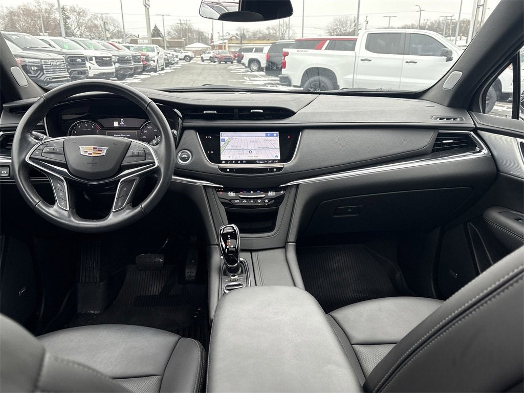 2023 Cadillac XT5 Premium Luxury