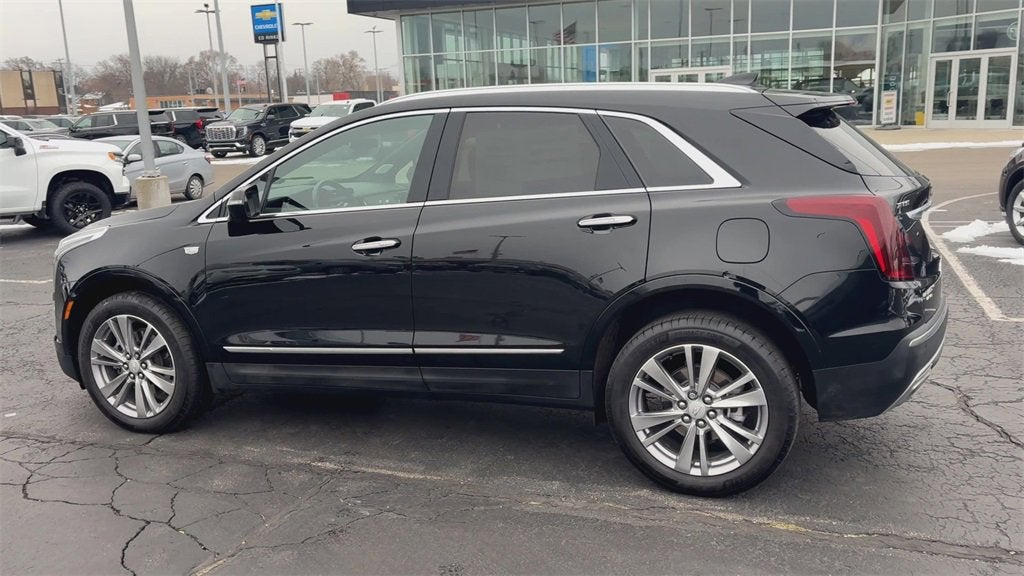 2023 Cadillac XT5 Premium Luxury
