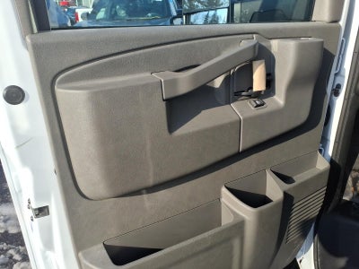 2026 Chevrolet Express Cutaway 3500 1WT