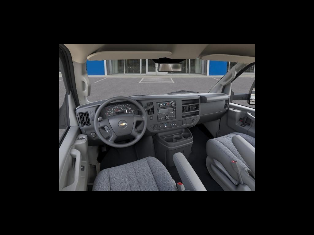 2026 Chevrolet Express Cutaway 3500 1WT