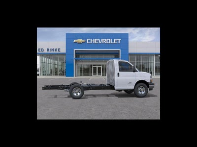 2026 Chevrolet Express Cutaway 3500 1WT