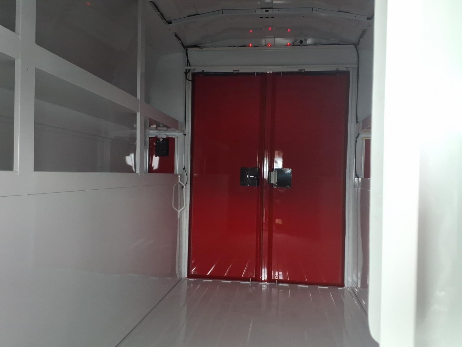 2026 Chevrolet Express Cutaway 3500 1WT