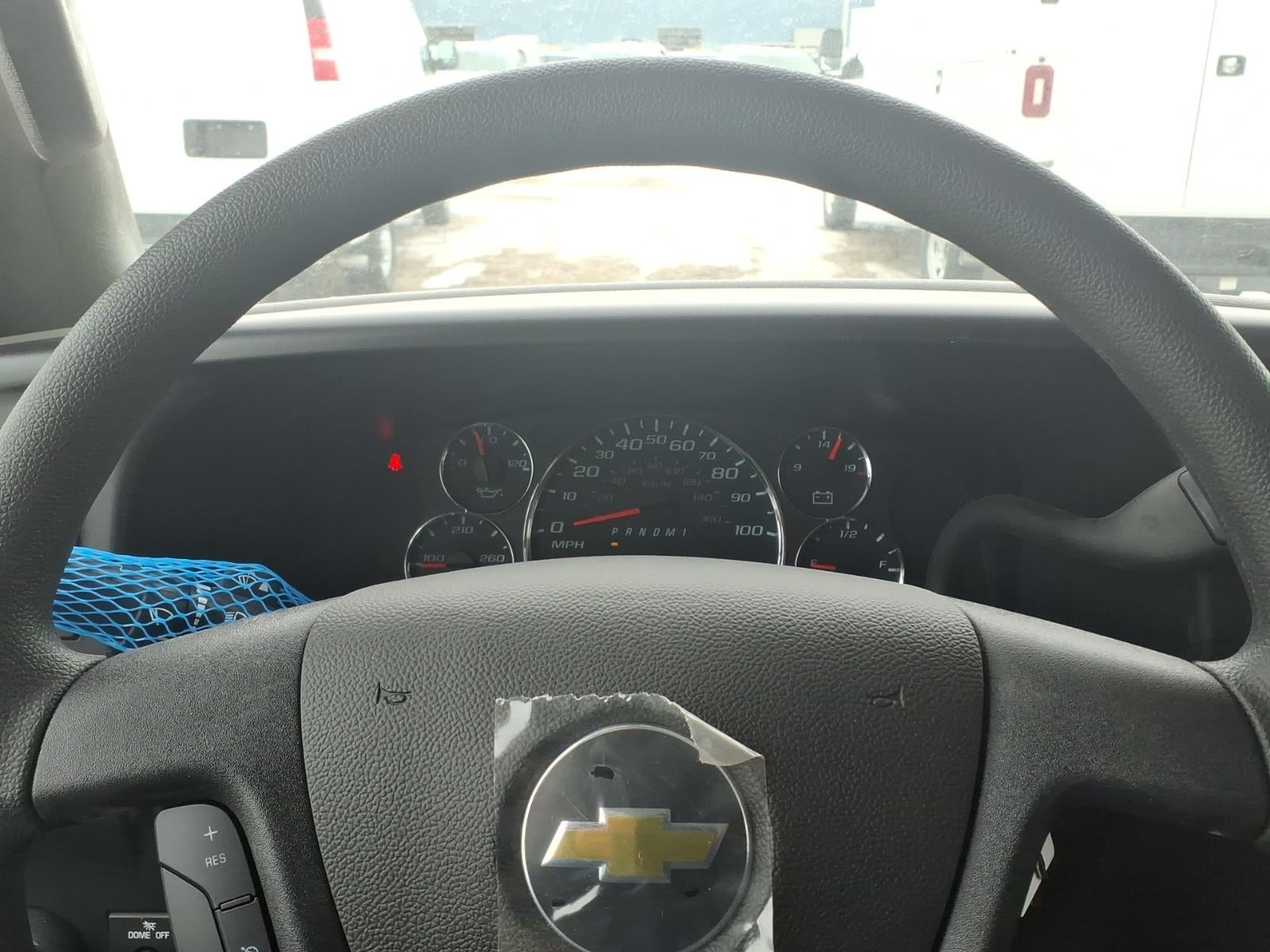 2026 Chevrolet Express Cutaway 3500 1WT