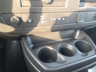 2026 Chevrolet Express Cutaway 3500 1WT