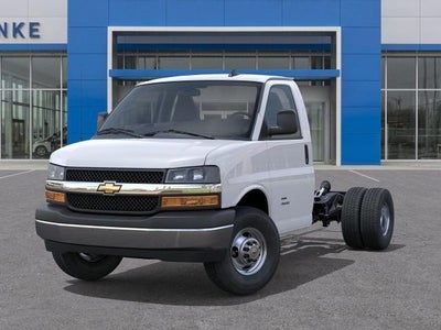 2025 Chevrolet Express Cutaway 3500 1WT