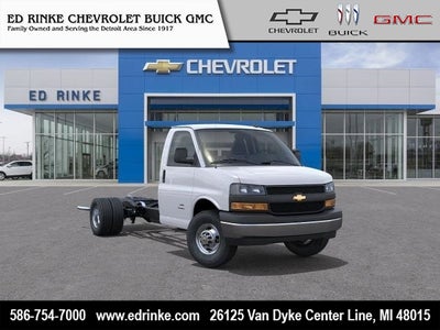 2025 Chevrolet Express Cutaway 3500 1WT