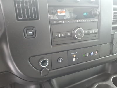 2025 Chevrolet Express Cutaway 3500 1WT