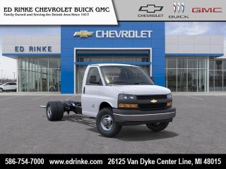 2025 Chevrolet Express Cutaway 3500 1WT