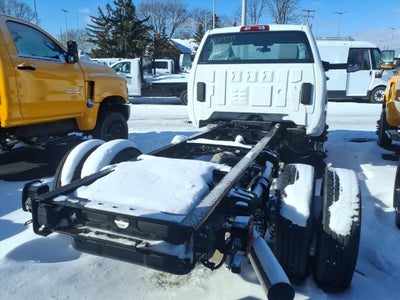 2025 Chevrolet Express Cutaway 3500 1WT