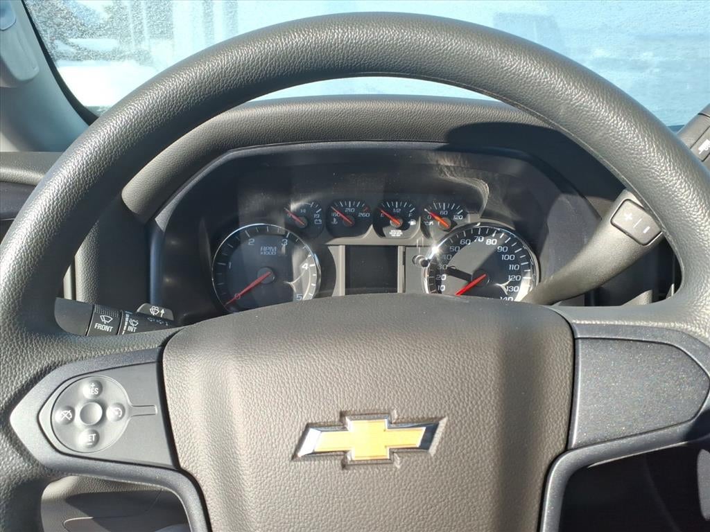 2025 Chevrolet Express Cutaway 3500 1WT