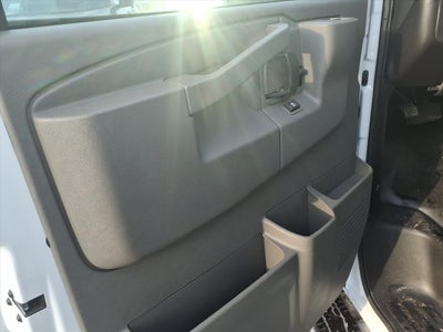 2025 Chevrolet Express Cutaway 3500 1WT