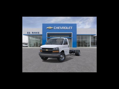 2025 Chevrolet Express Cutaway 3500 1WT