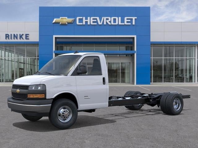 2025 Chevrolet Express Cutaway 3500 1WT