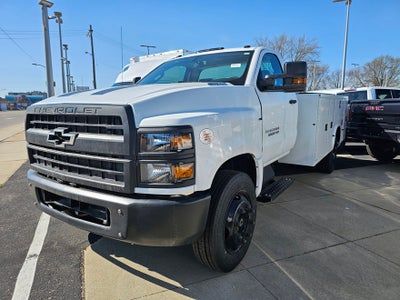 2023 Chevrolet Silverado 5500 HD Work Truck