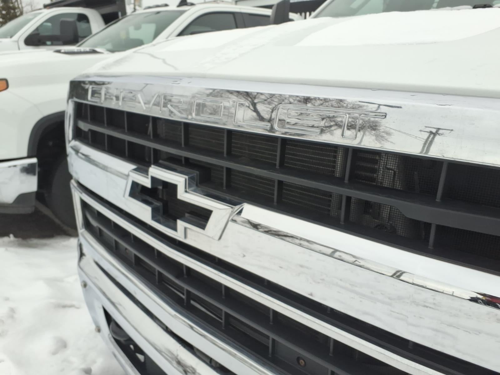 2025 Chevrolet Silverado 5500 HD Work Truck