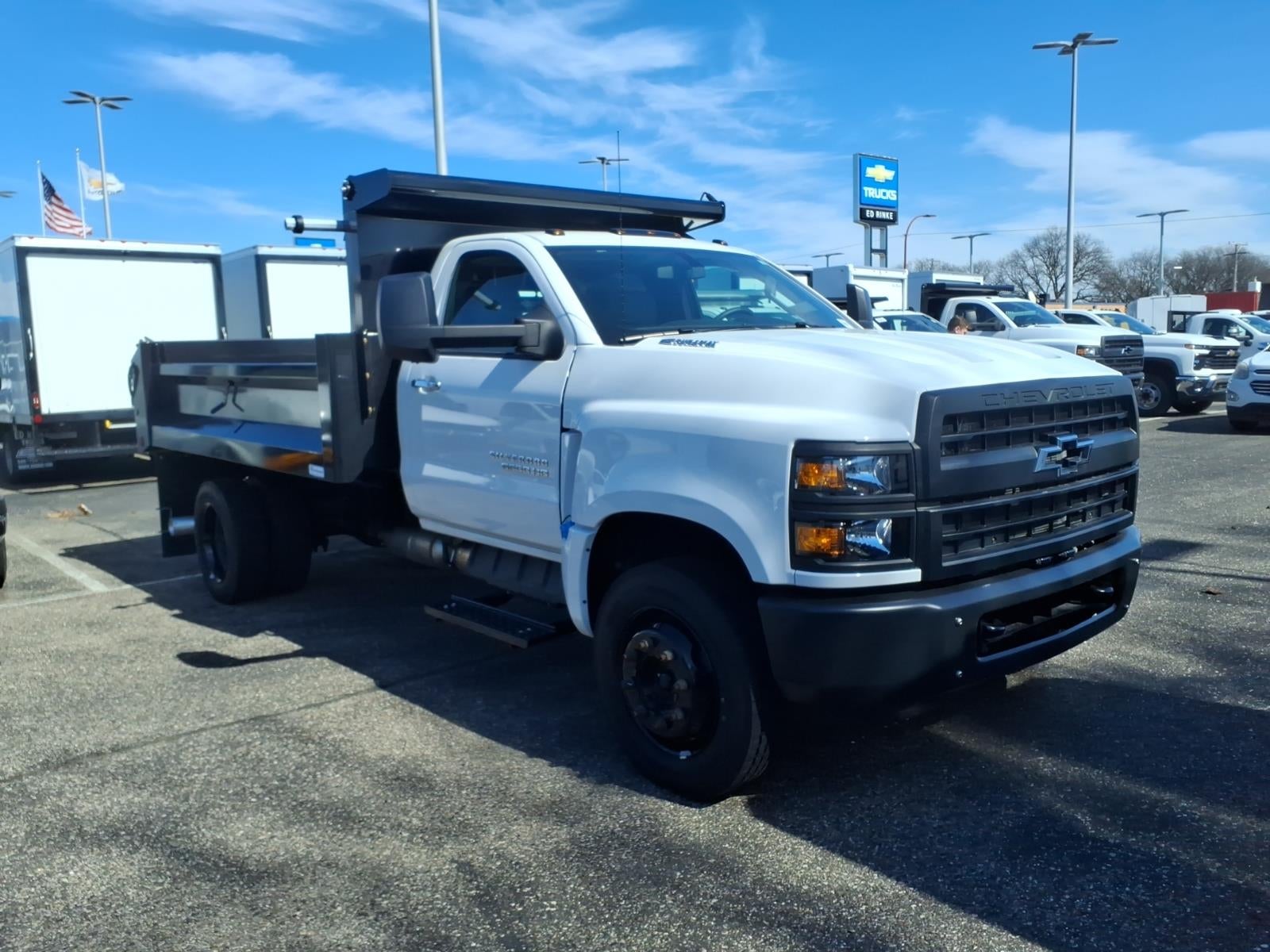 2024 Chevrolet Silverado 5500 HD Work Truck