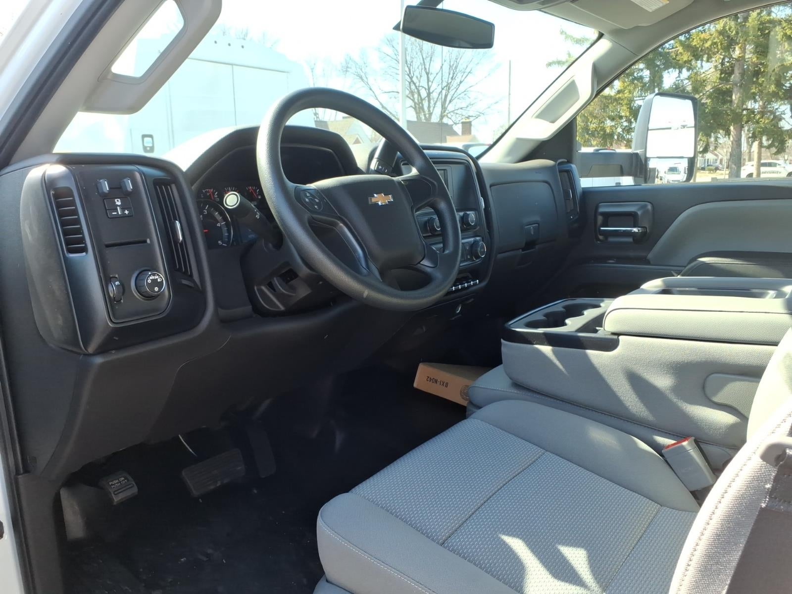 2024 Chevrolet Silverado 5500 HD Work Truck