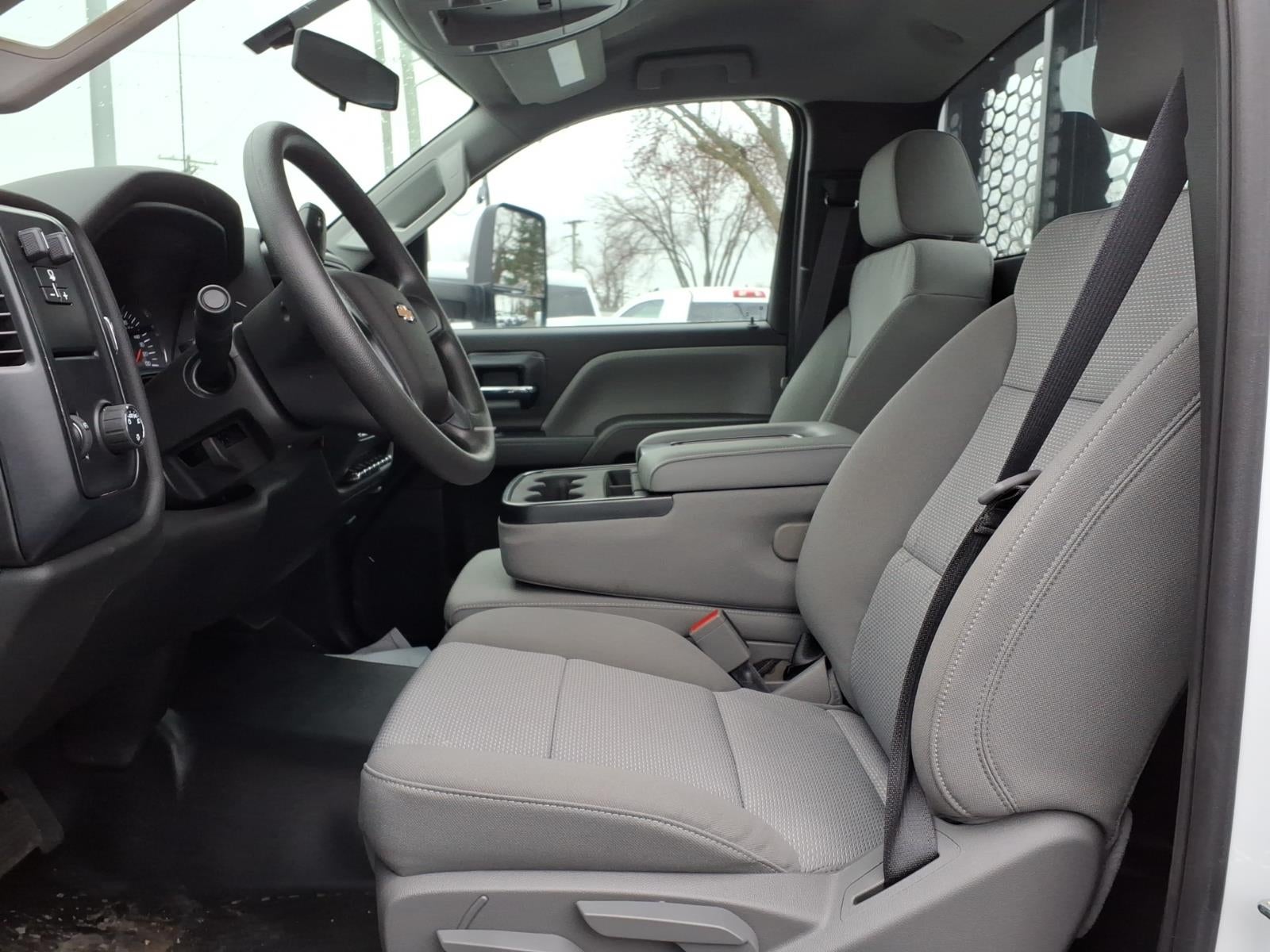 2023 Chevrolet Silverado 5500 HD Work Truck