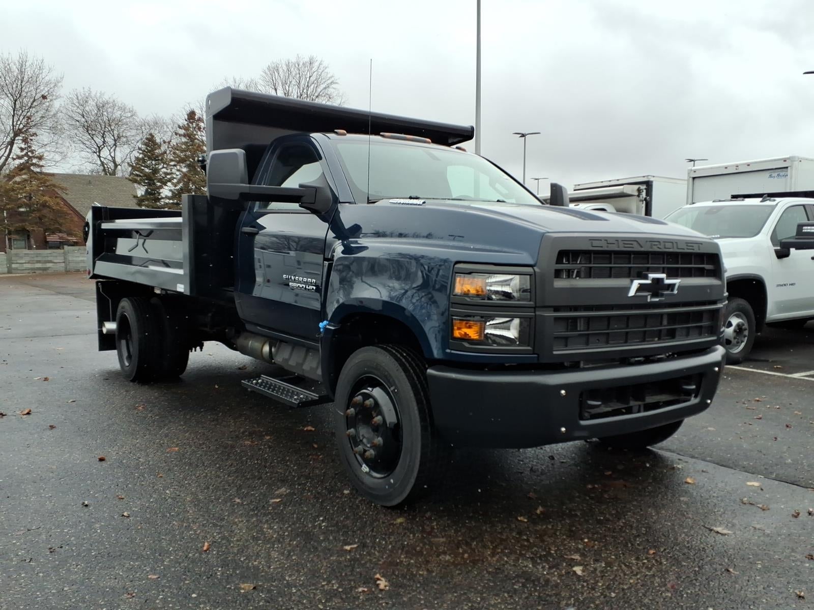 2024 Chevrolet Silverado 5500 HD Work Truck