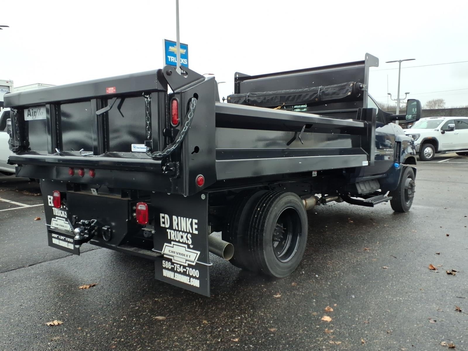 2024 Chevrolet Silverado 5500 HD Work Truck