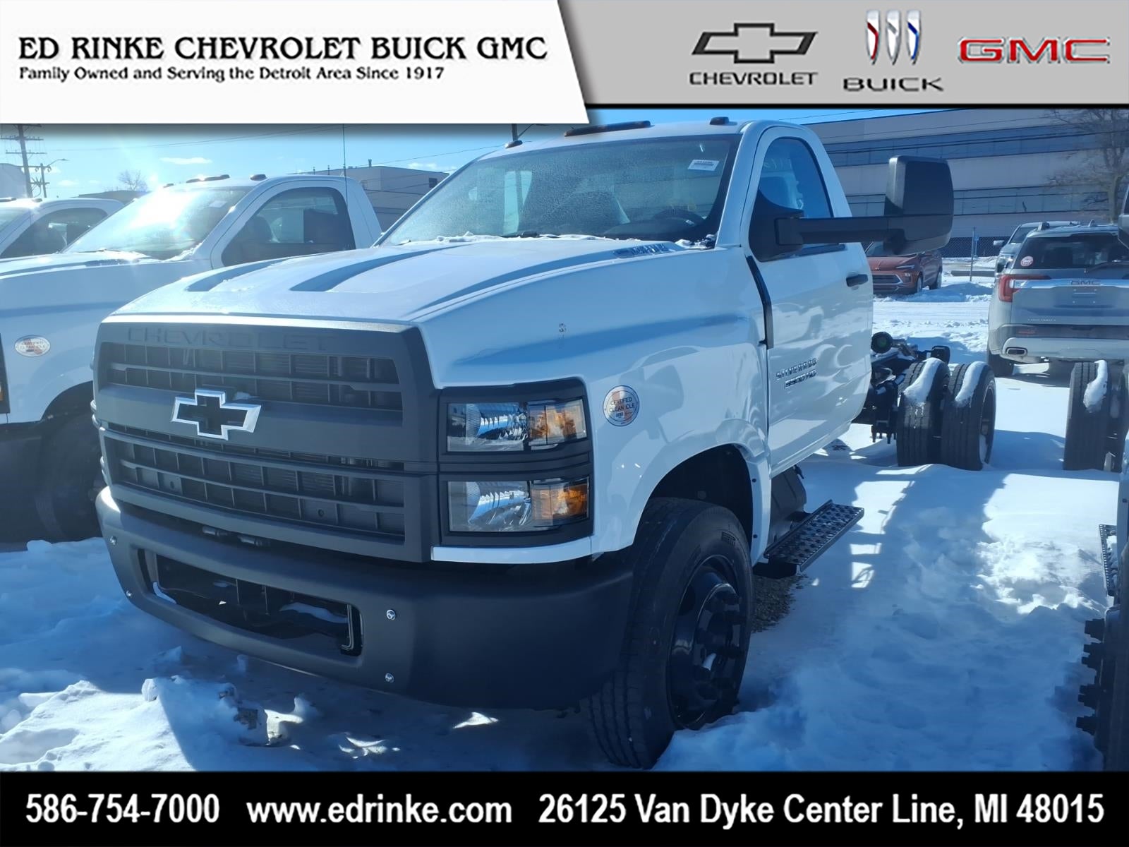 2025 Chevrolet Silverado 5500 HD Work Truck
