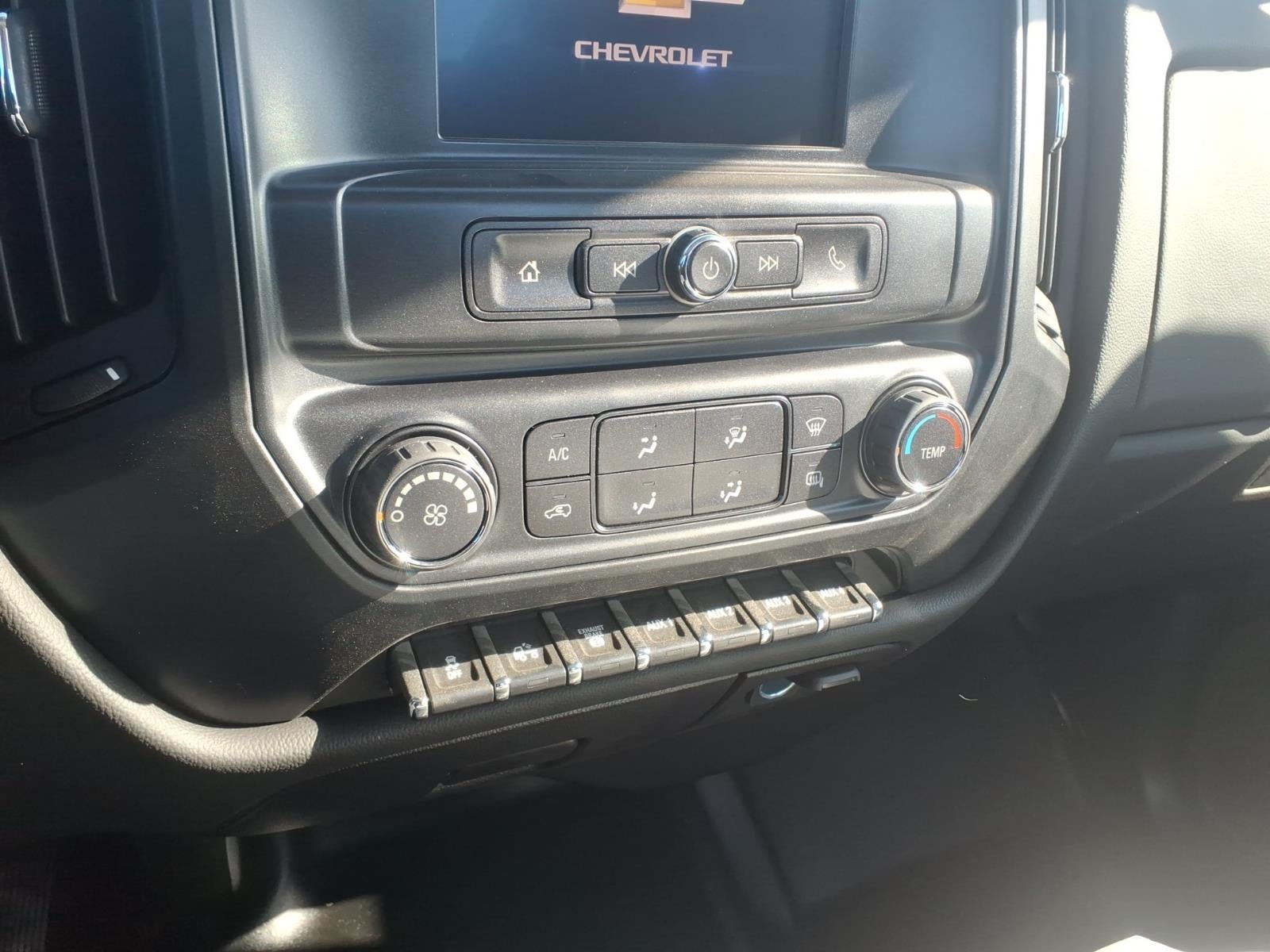 2025 Chevrolet Silverado 5500 HD Work Truck