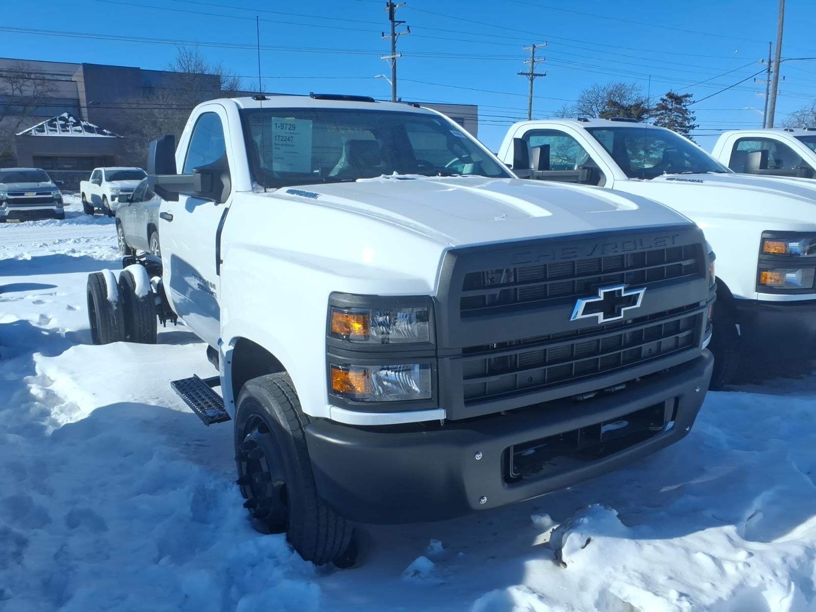 2025 Chevrolet Silverado 5500 HD Work Truck