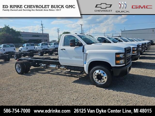 2024 Chevrolet Silverado 6500 HD Work Truck