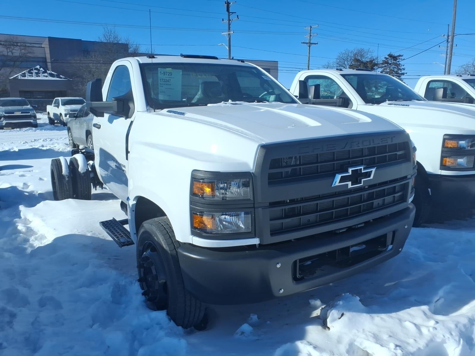 2024 Chevrolet Silverado 6500 HD Work Truck