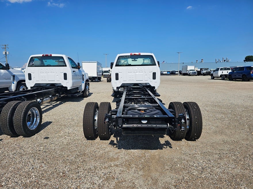 2024 Chevrolet Silverado 6500 HD Work Truck