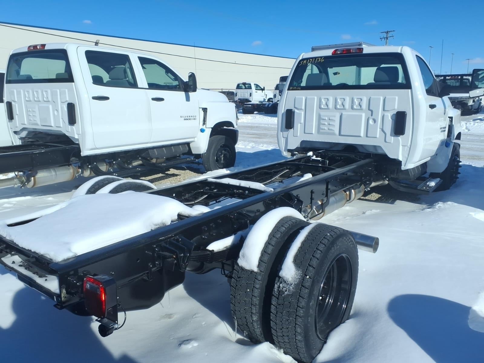 2024 Chevrolet Silverado 6500 HD Work Truck