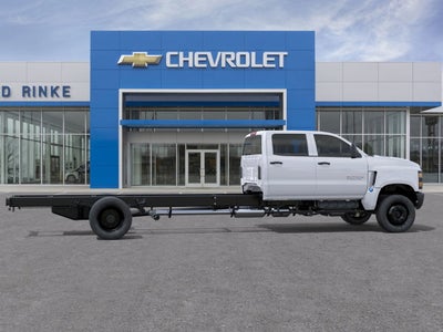 2025 Chevrolet Silverado 6500 HD Work Truck