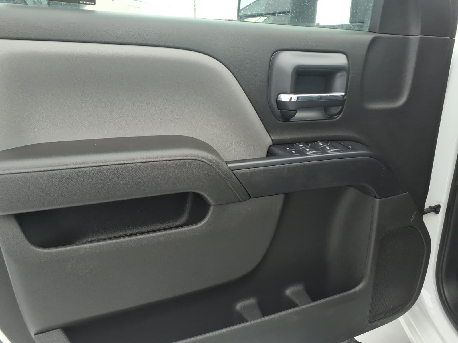 2025 Chevrolet Silverado 6500 HD Work Truck